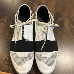 Balenciaga Mens sneakers size 10.5.